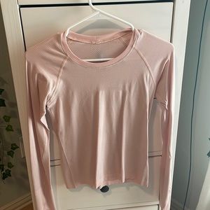 Lululemon Swiftly tech 2.0 STRAWBERRY MILKSHAKE size 4